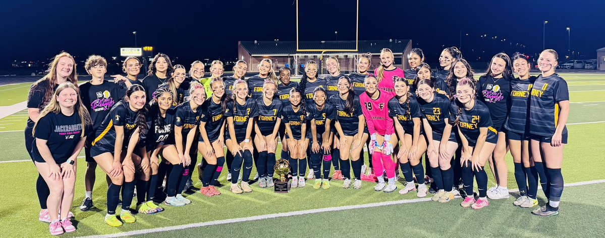 LadyRabbitSoccer tweet media