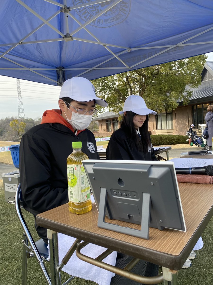 m_golf_a's tweet photo. 2025年度文部科学大臣楯争奪(第４６回)全国高等学校ゴルフ選手権大会　最終日
本日、チェリーヒルズゴルフクラブでは三木東高等学校の方々が、スタートコールで選手の皆さんを応援、送り出してくれました。

選手の皆さん、頑張ってください。

＃三木市　＃兵庫県三木市　＃ゴルフのまち三木　#全国ボ https://t.co/gKvCiQh2w6
