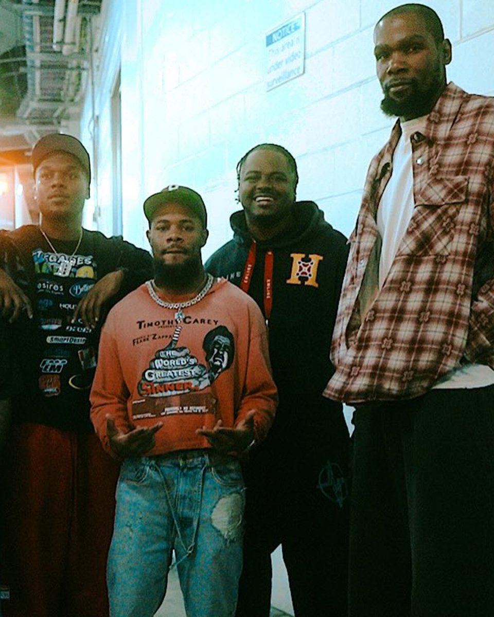 Ring Magazine tweet media