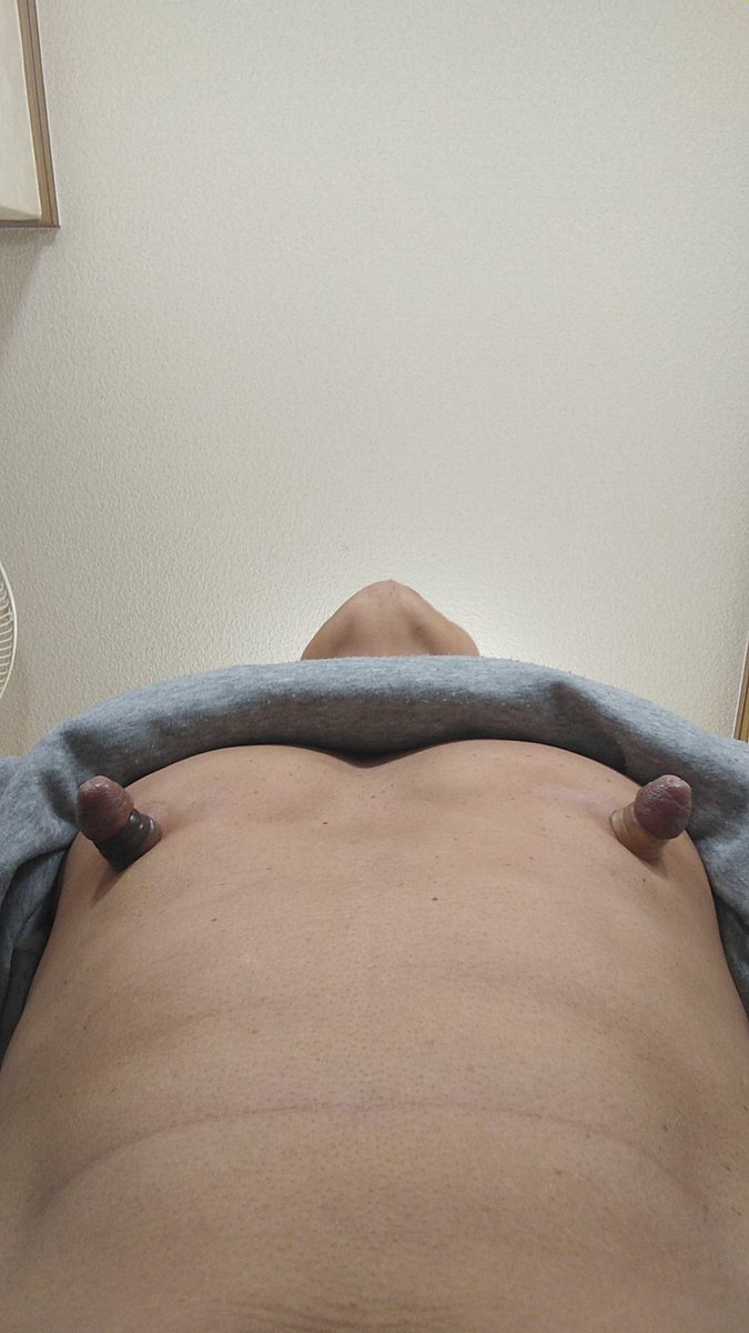 デカ乳首 tweet media