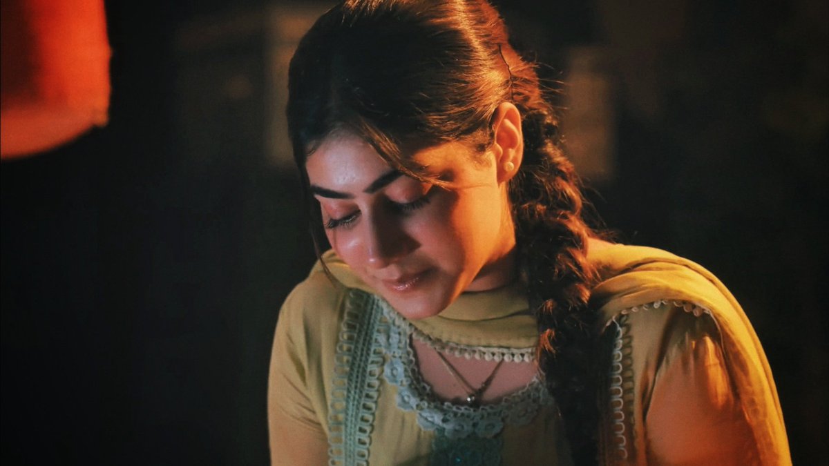 ishqnazariya's tweet image. ohh this scene, the sukoon and calm on nawab's face and the love on heer's ughh my heartt #needit

#tujulietjattdi • #heewab