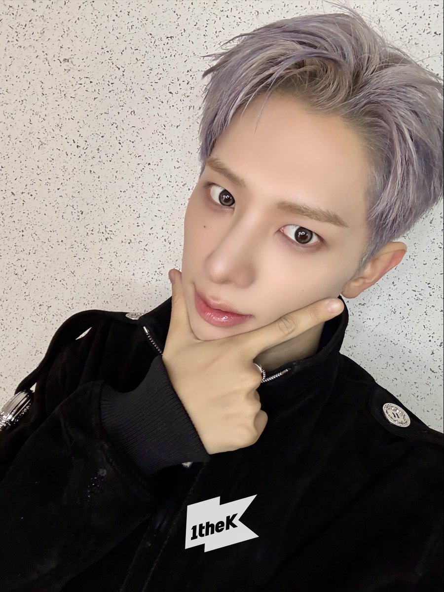 1theK(원더케이) tweet media