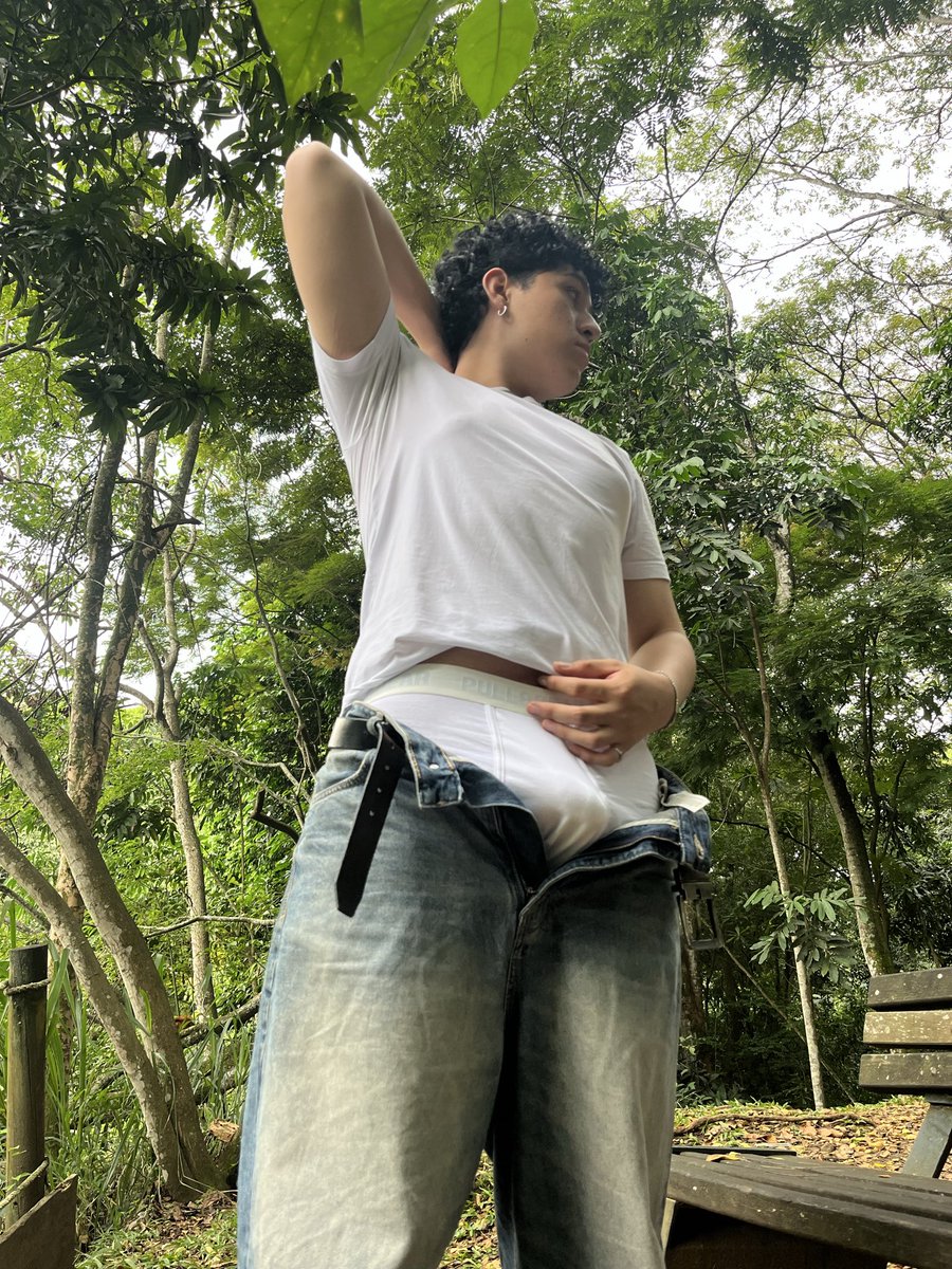 Kaizareck's tweet photo. I liked being naughty outdoors👀🤫

https://t.co/KSfggEABZL

#gay #lgbt https://t.co/YgLNscE31O