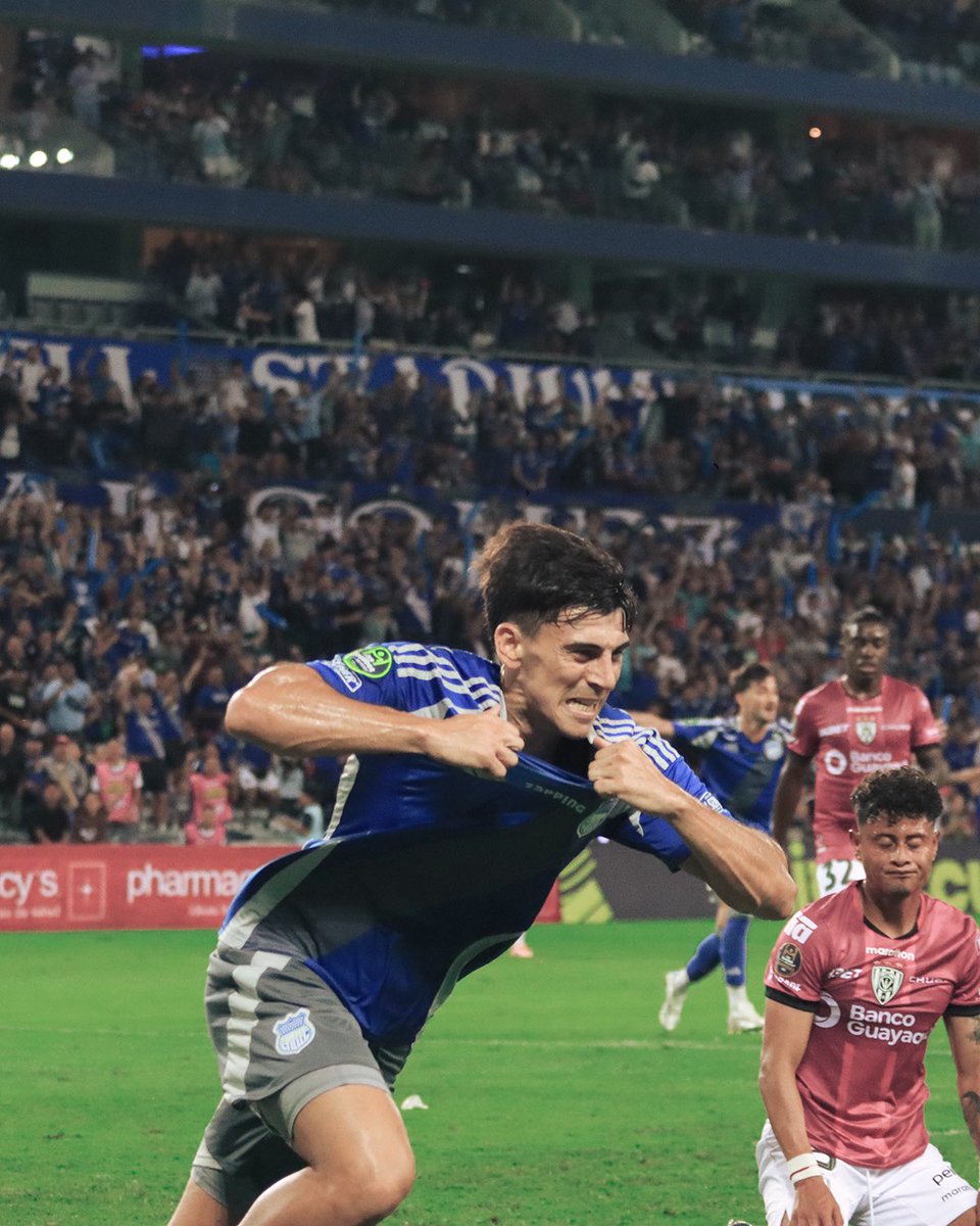 IvanMatuteC's tweet photo. Tuvieron que pasar 2895 días para que @CSEmelec logre vencer a @IDV_EC de local, esto equivale a 7 años, 11 meses y 5 días.
Su última victoria fue el 15 de abril del 2018 con marcador 2-1 los goles para Emelec los anotaron Ayrton Preciado y Marlon de Jesús, descontó Maxi Barreiro https://t.co/32tEukxQMR