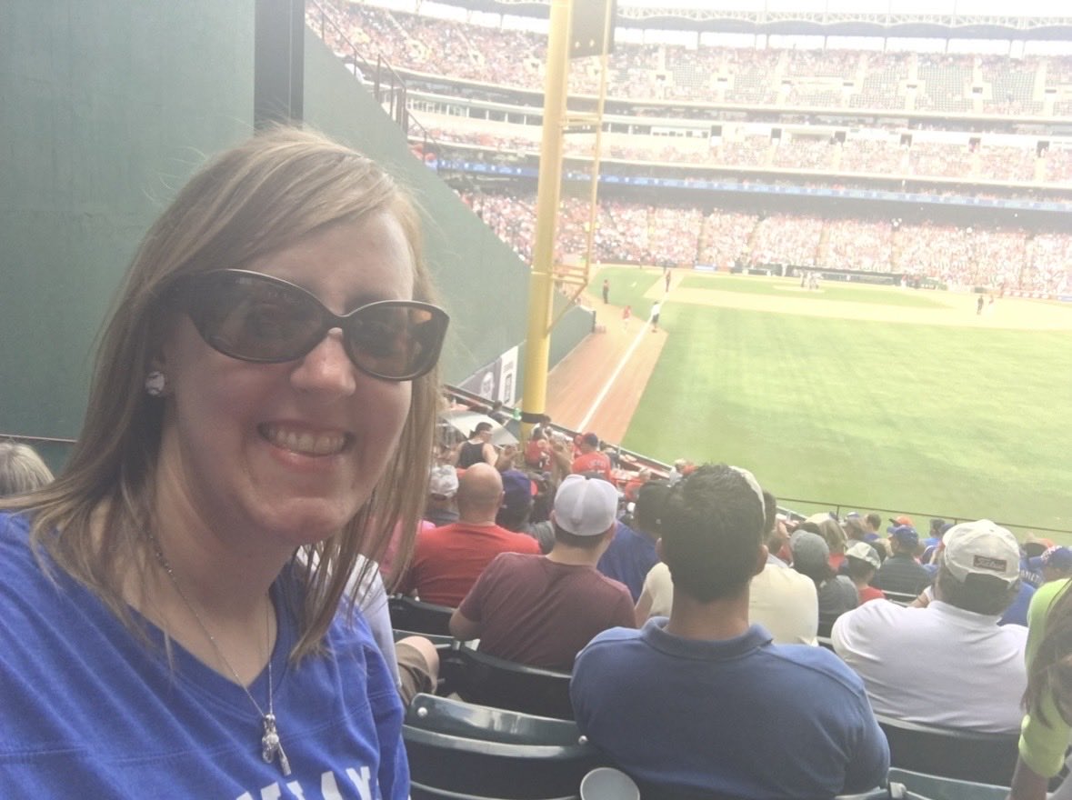 Anna Elizabeth ⚾️ 🏈 tweet media