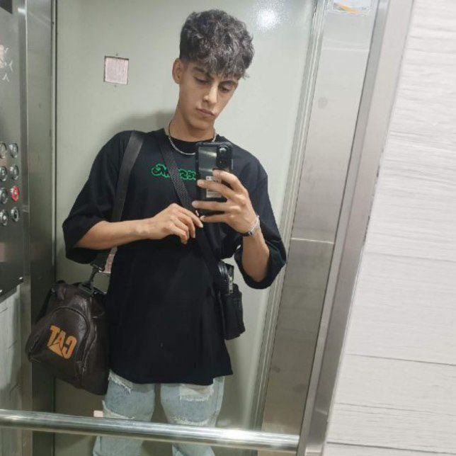 پری‌سا tweet media