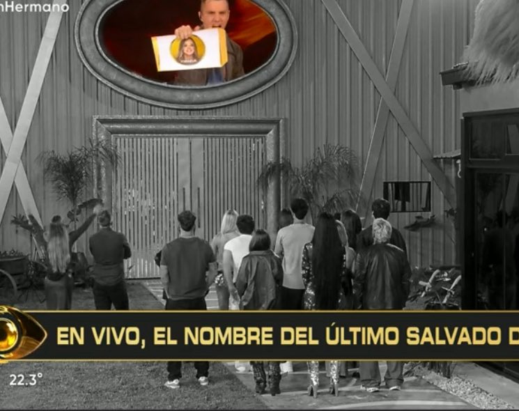 aaron  tweet media