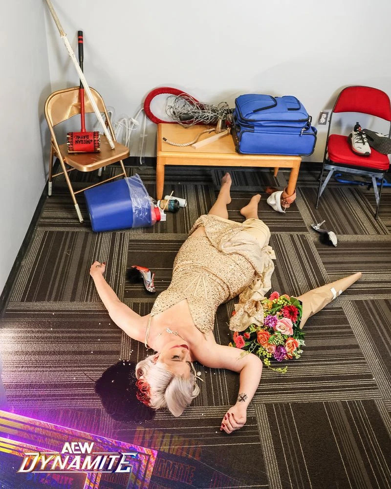 𝗧 𝗜 𝗠 𝗘 𝗟 𝗘 𝗦 𝗦 tweet media