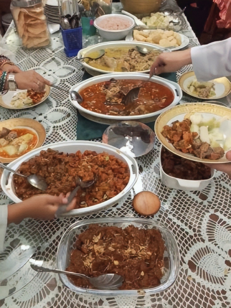 🦈 SUROBOYOFESS 🐊 tweet media