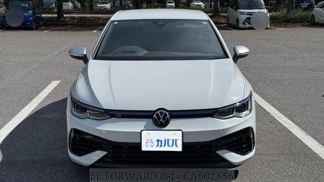 BE FORWARD tweet media