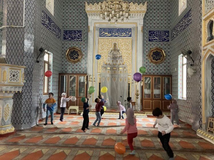 بتــول tweet media