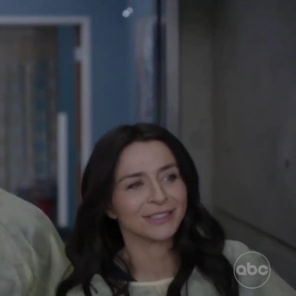dqrkholds's tweet photo. "she hasn't been canceled? we still love her?" amelia is already possessive of toni 😭 #greysanatomy https://t.co/wLwYCIHSC1