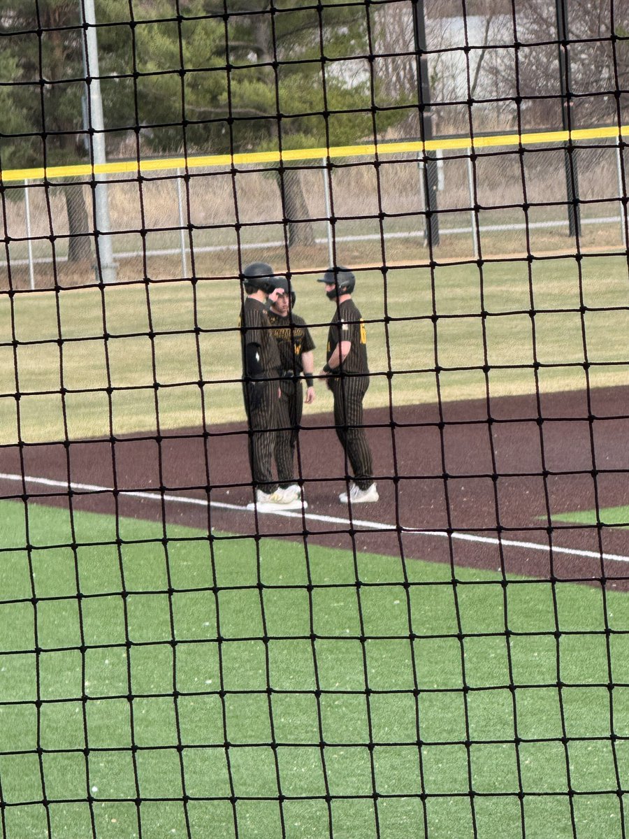 Coach_KMo's tweet photo. Senior year has officially begun!! Good luck @koby_modrell be a great player, a great teammate and even more importantly be a great person!!! Looking forward to watching this final ride https://t.co/7pCkzM9rxB
