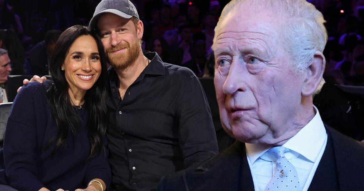 Daily Express tweet media