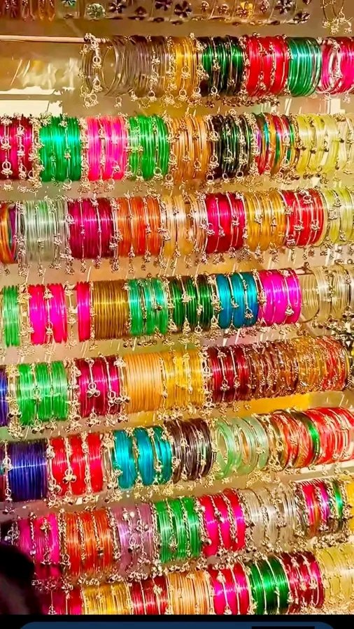 miss Nadia Khan tweet media