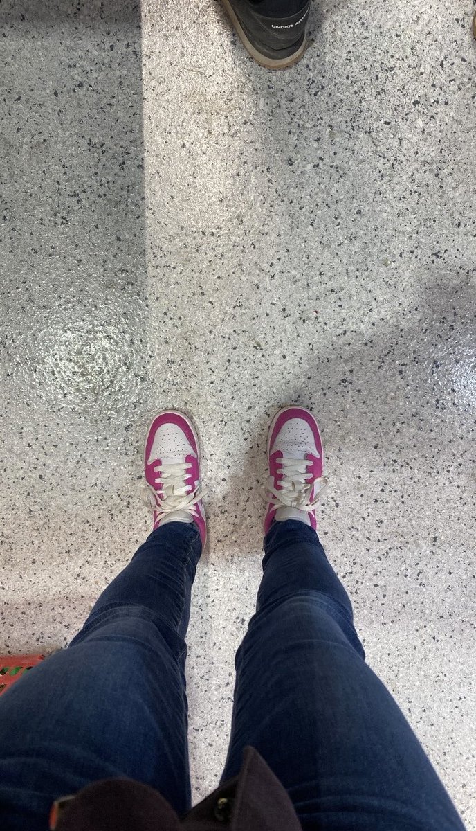 Cynthia 💜 tweet media