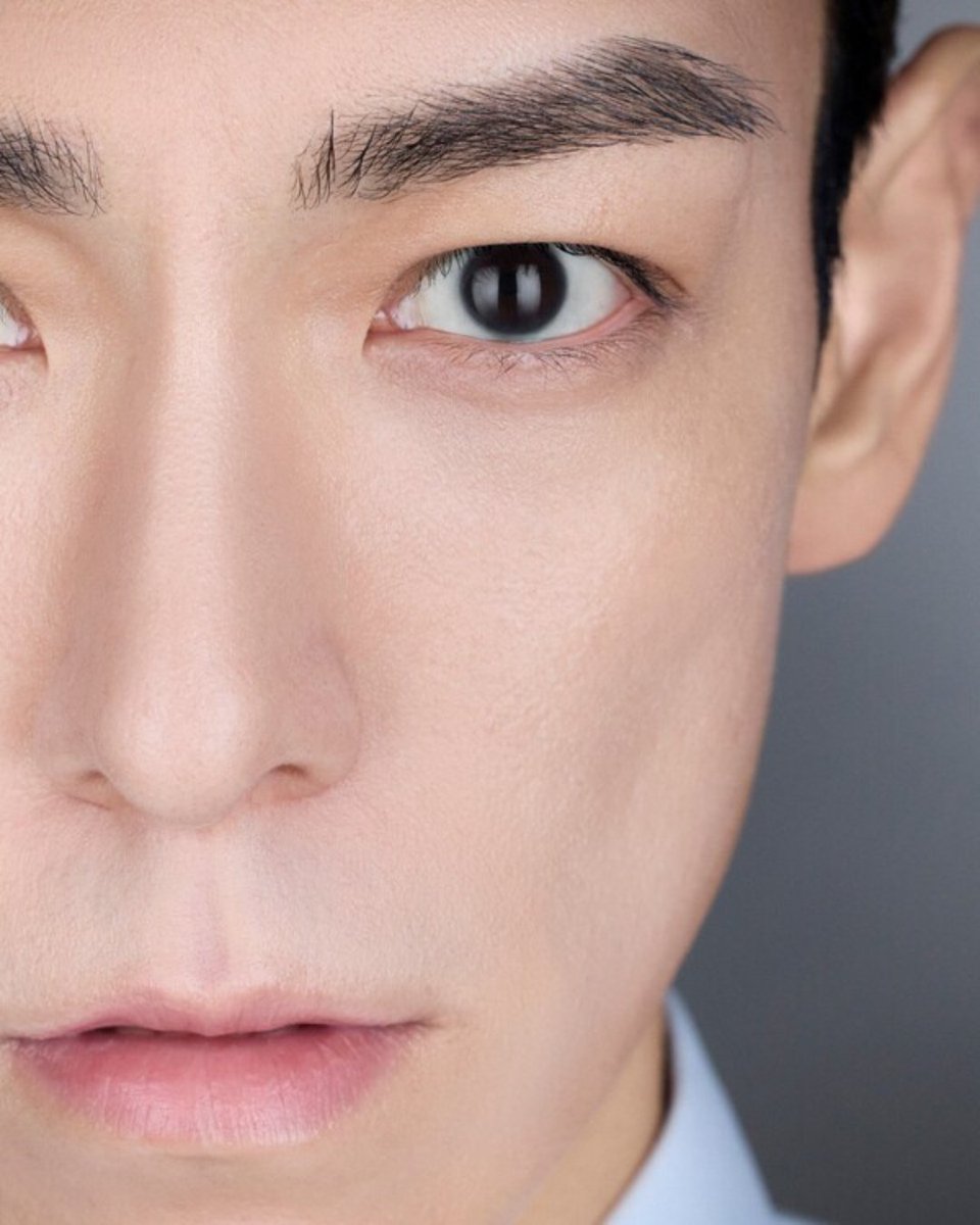 GTTOUR_Global's tweet photo. [HALLYU NEWS]

#TOP, formerly of #BIGBANG, is set to release his first full-length solo album.

His agency, #TOPSPOTPICTURES, announced on the 20th that T.O.P will release his first full-length album, #ANOTHER_DIMENSION, on April 3.
This marks his first solo release in 13 years since the 2013 single DOOM DADA.

ANOTHER DIMENSION is T.O.P’s first full-length solo album, and he was actively involved in its overall production.

---------------------------------
👇Follow us for the latest K-pop updates and concert ticket reservations!🎫

Book Now at 🔻
https://t.co/lACXSknkGv

For any inquiries 🔻
WhatsApp ➡️ https://t.co/znG4U8kcJY
KKT ➡️ https://t.co/2VEWGfvCFc