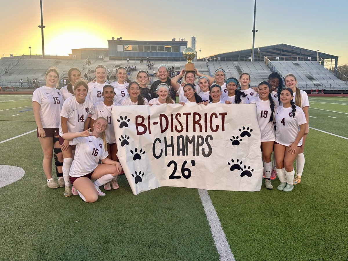 Davenport Girls Soccer tweet media