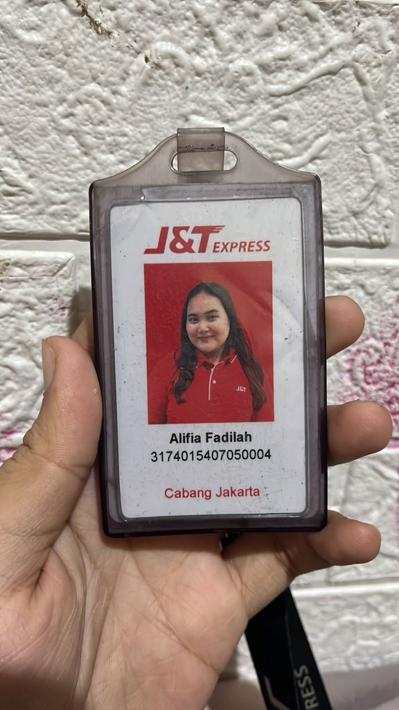 karen (JGN DM SUNG WA AJA) tweet media