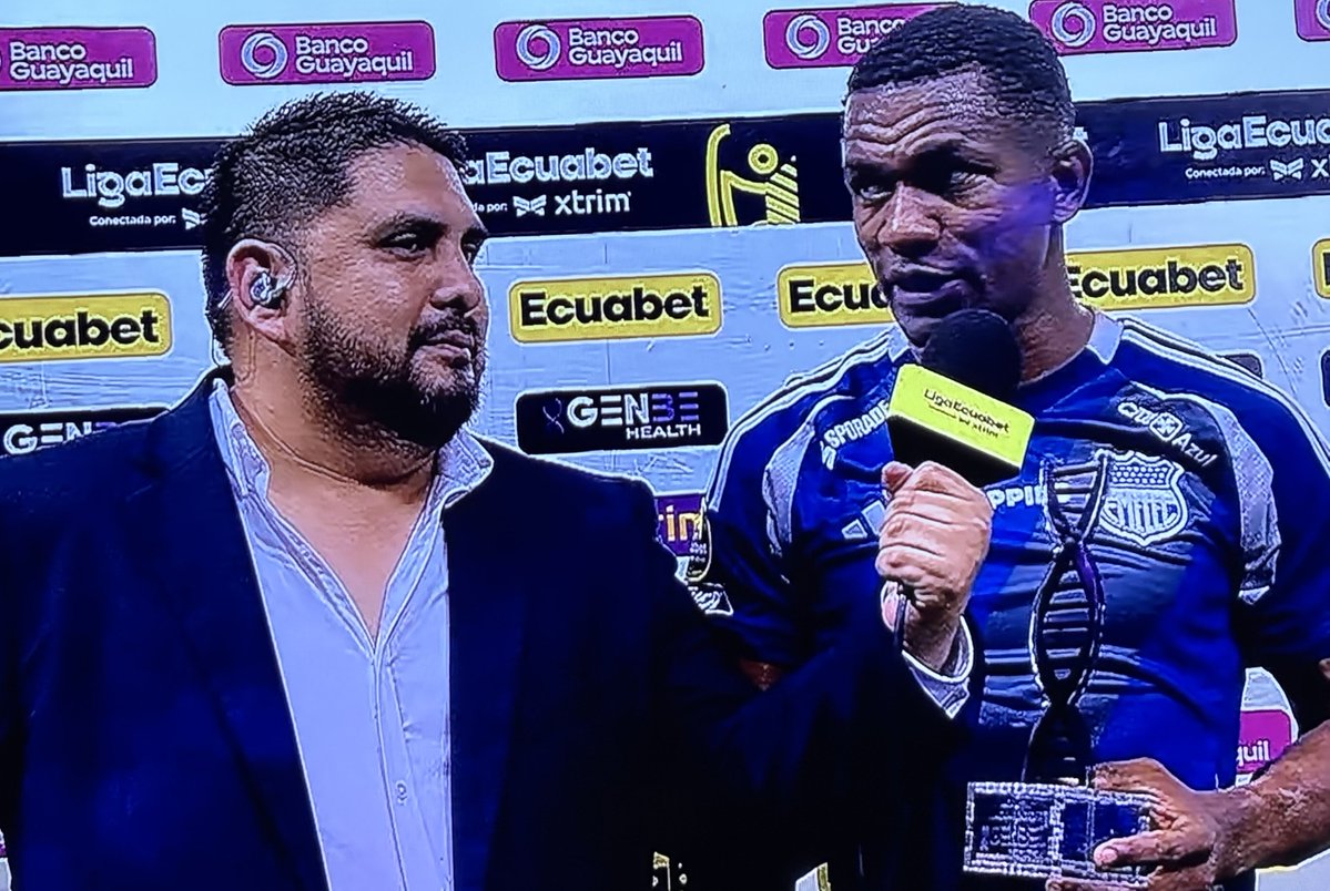 VAMOS EMELEC CARAJO! tweet media