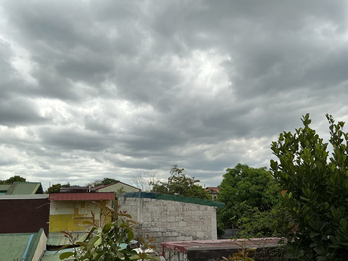 chickin_twt's tweet photo. 10:16 am
Cloudy na at medyo madilim na din. Baka umulan??? Ang laro ng panahon
#BulacanWeatherUpdate
#NEW_BULACAN
#SEVENTEEN_NEW_IN_BULACAN https://t.co/L0xLUskzAm