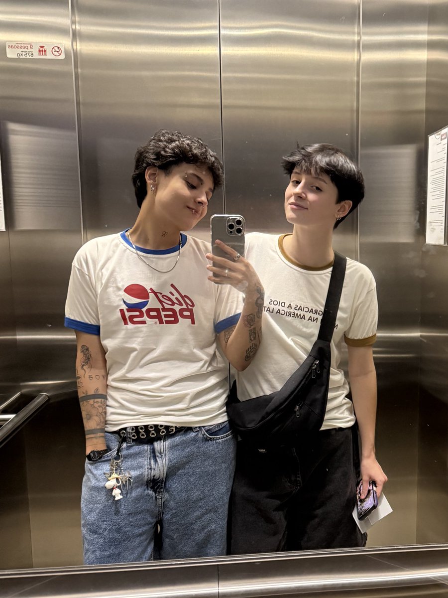 noah louise ⚢ tweet media