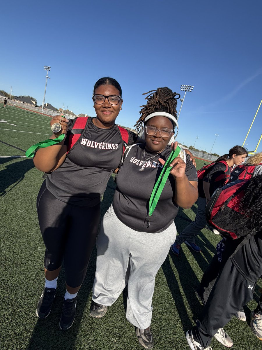 CBHS Girls XC/T&F tweet media