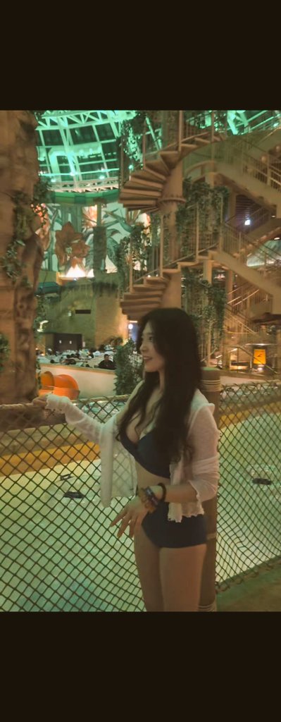 songsong tweet media