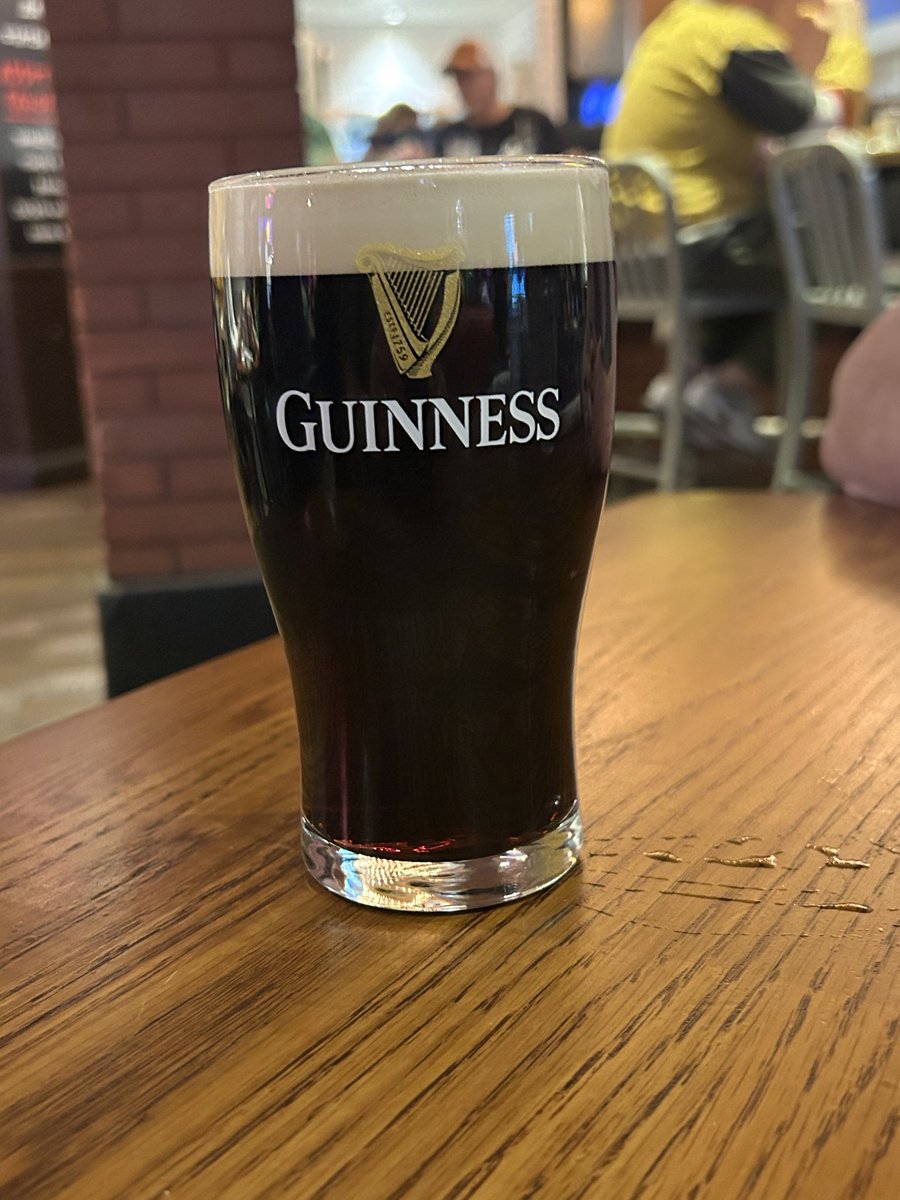 Mike Russell tweet media