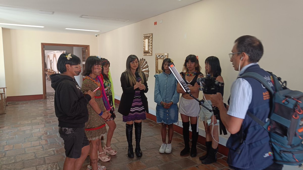 Artesanías de Colombia tweet media