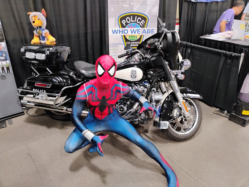 Late2Rise tweet media