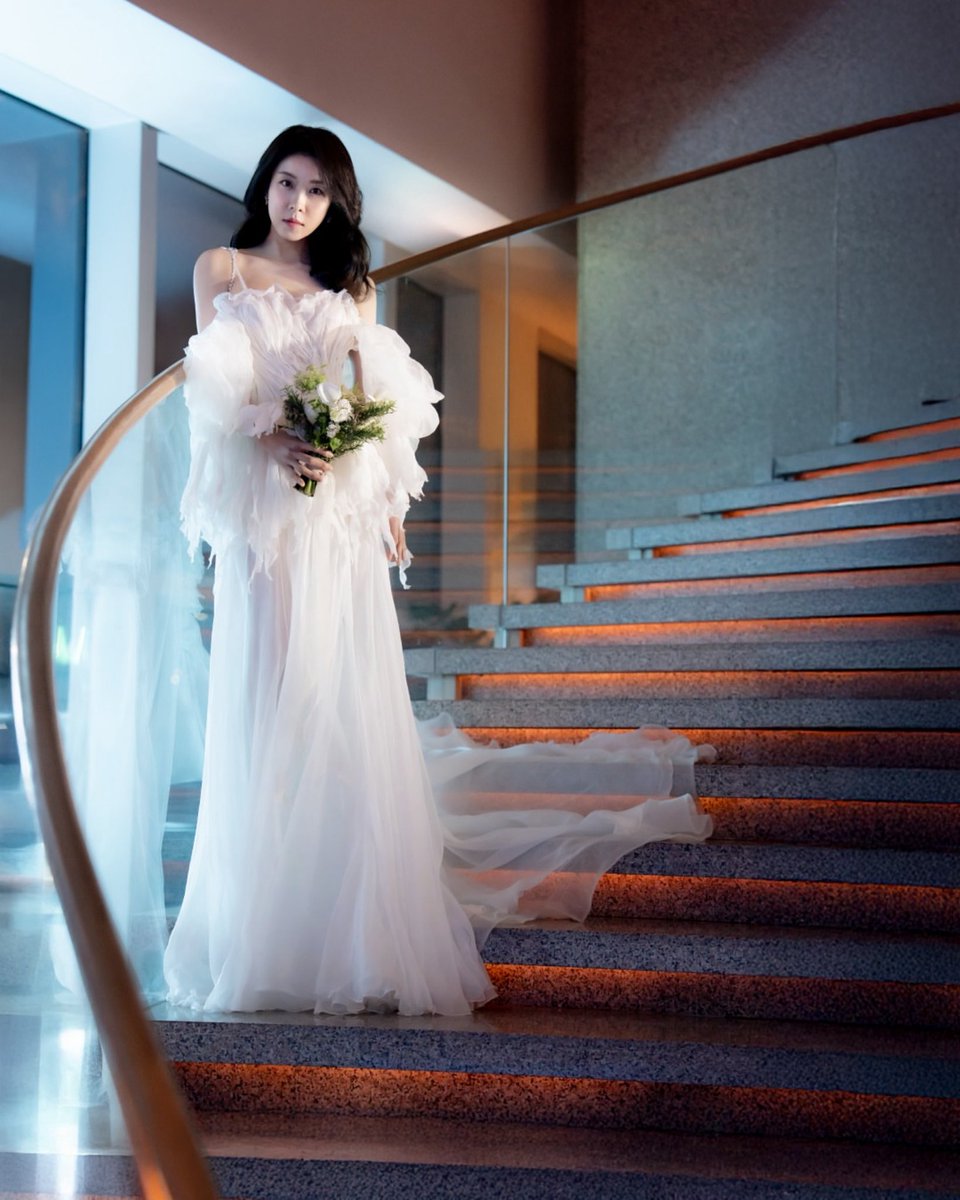 jujihoonglobal_'s tweet photo. 260320 | ENA revealed the wedding photos of Chu Sang Ah and Bang Tae Seop. 🤍

#Climax airs every Monday-Tuesday at 10 PM KST on ENA. Streaming via Genie TV, VIKI, VIU, friDay video, and Disney+✨

#클라이맥스 #주지훈 #jujihoon https://t.co/OyT9Q9Ml1T