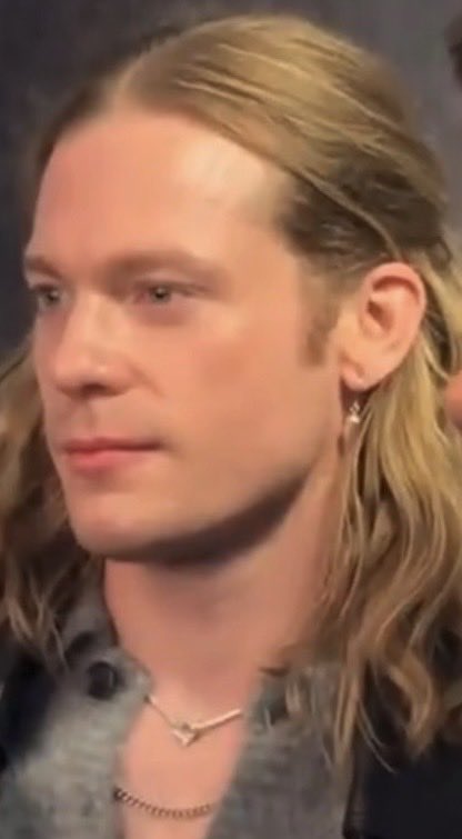 beautiful unwell Eliany 💚 tweet media