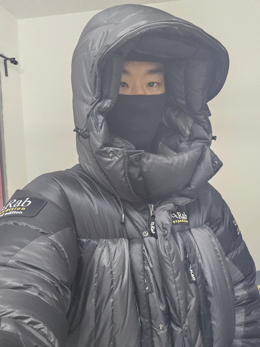 mtrackies86's tweet photo. I think the balaclava goes well with it https://t.co/19eraq8cq3