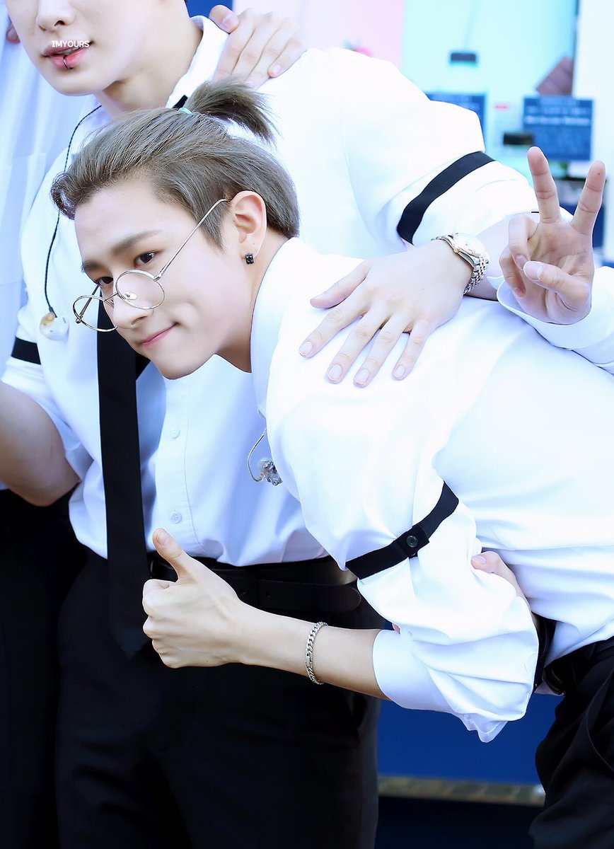 🖤

#MissingCat_Changkyun

<a href="/imteamim/">I.M (아이엠)</a>
#IM #아이엠 💜🌹