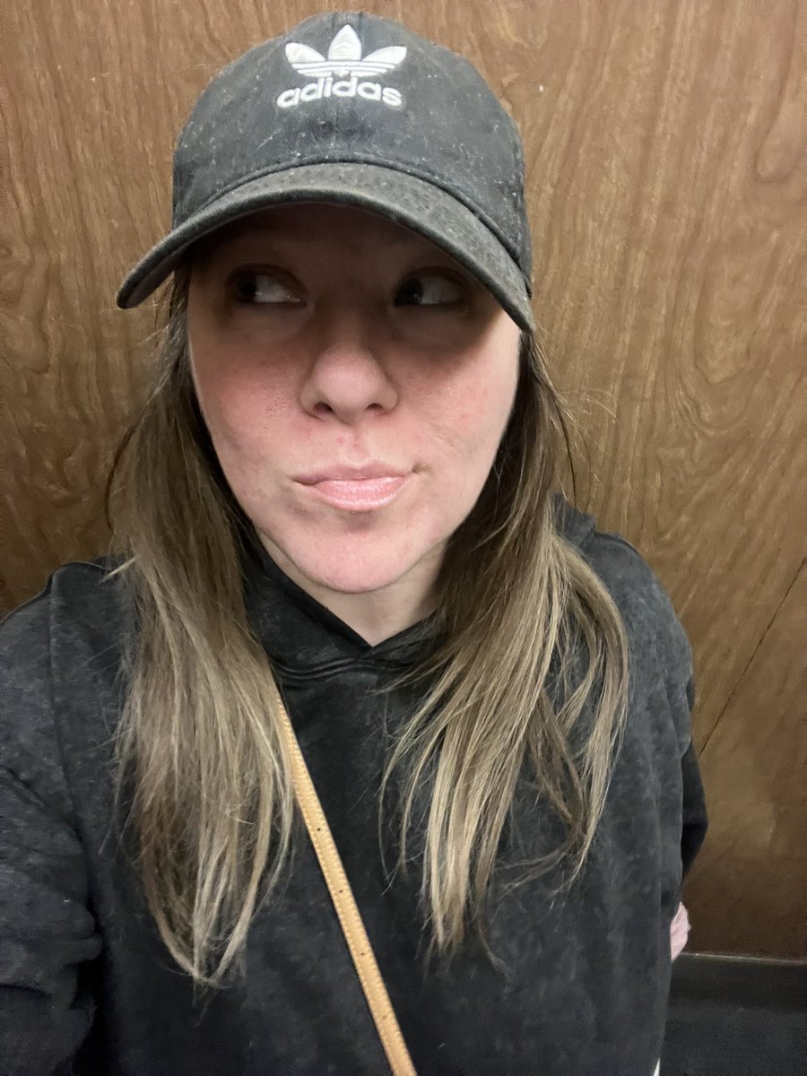 Chelsea Grayce tweet media