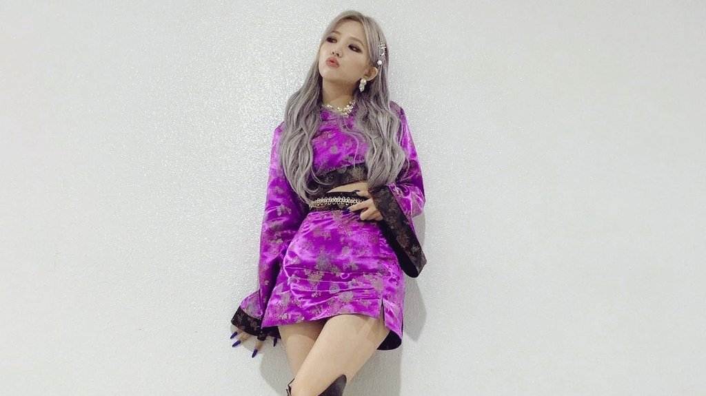 𝑀e van a tener que perdonar, pero de verdad 𝑙levo desde ayer bien 𝕚nsoportable hablando de mi día de #𝐒h͞opp𝕚ng·和ʼ𝙼𝕚sα 🛍️ ' ♡ 𝔄unque 𝕚gualmente no me pueden culpar, si 𝖋ue el #𝕣oᥴ𝐤stɑ𝕣ꕀ𝕞oo𝚍 que me consumió por completo.

𝐥𝕚gh𝕥ni͞ng ⚡𓈒࿓ #𝑆αrαng.