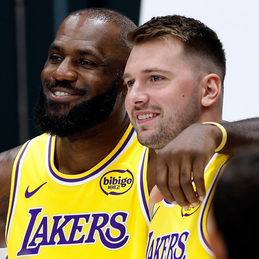 LakeShowYo tweet media