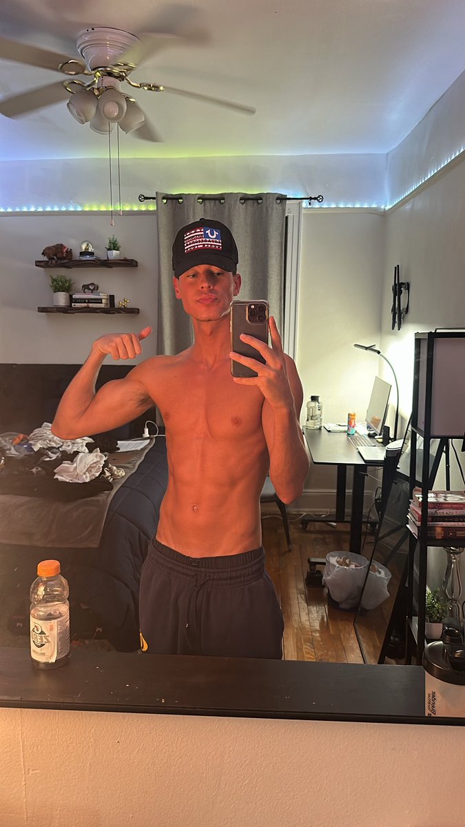 Troy Meaz tweet media