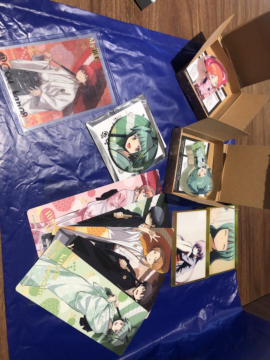 りるりる tweet media