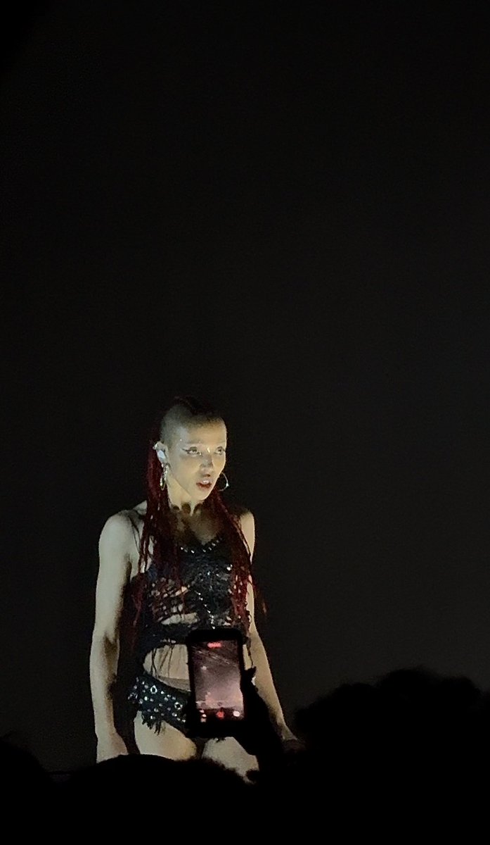 ᕙ(‾̀◡‾́)ᕗ tweet media