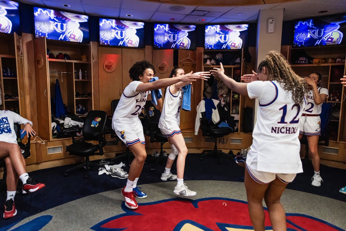 Kansas Women's Basketball tweet media