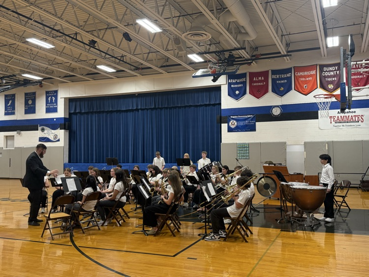 Arapahoe-Holbrook Public School (NE) tweet media