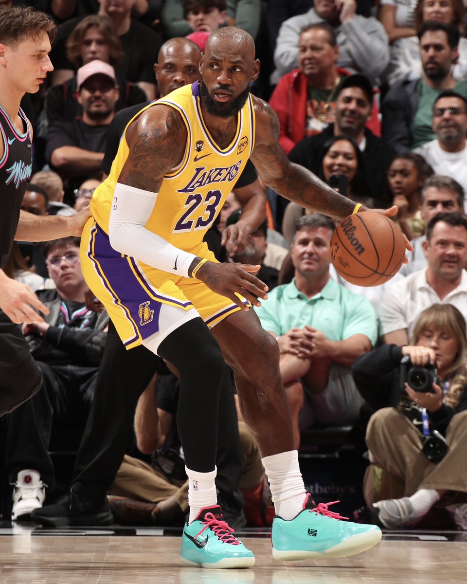 SLAM Kicks tweet media