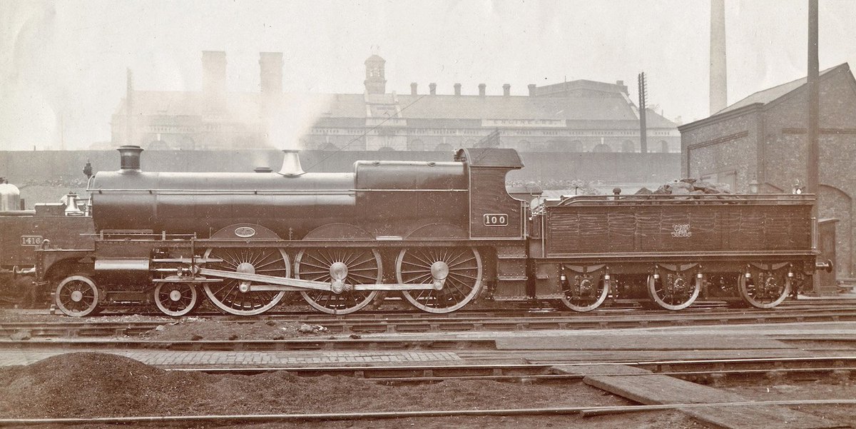 Foxyisinhell tweet media