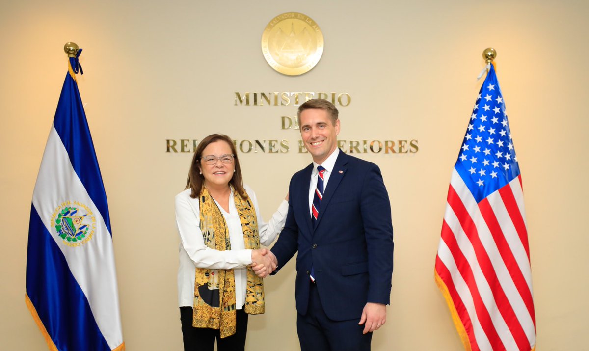 Cancillería de El Salvador 🇸🇻 tweet media