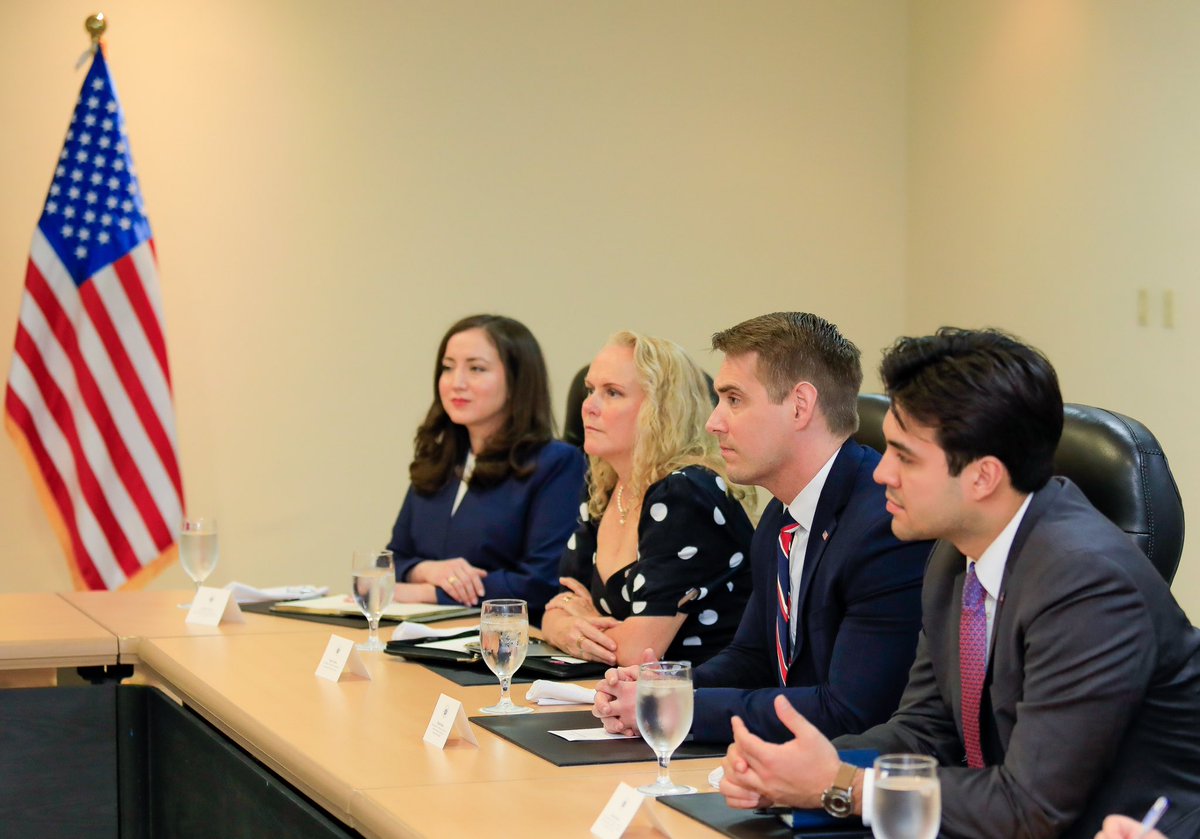 Cancillería de El Salvador 🇸🇻 tweet media