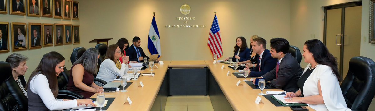 Cancillería de El Salvador 🇸🇻 tweet media