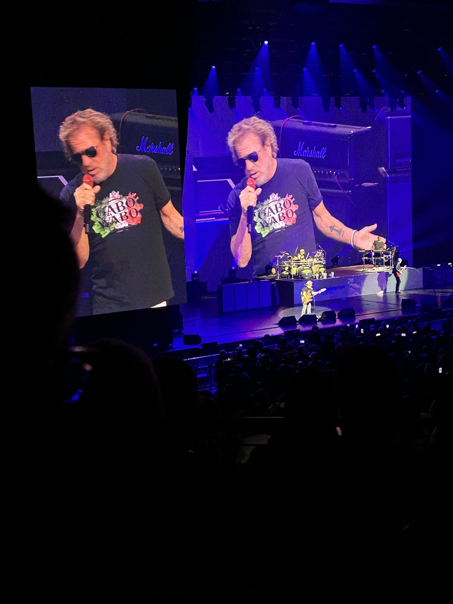 Mike Russell tweet media