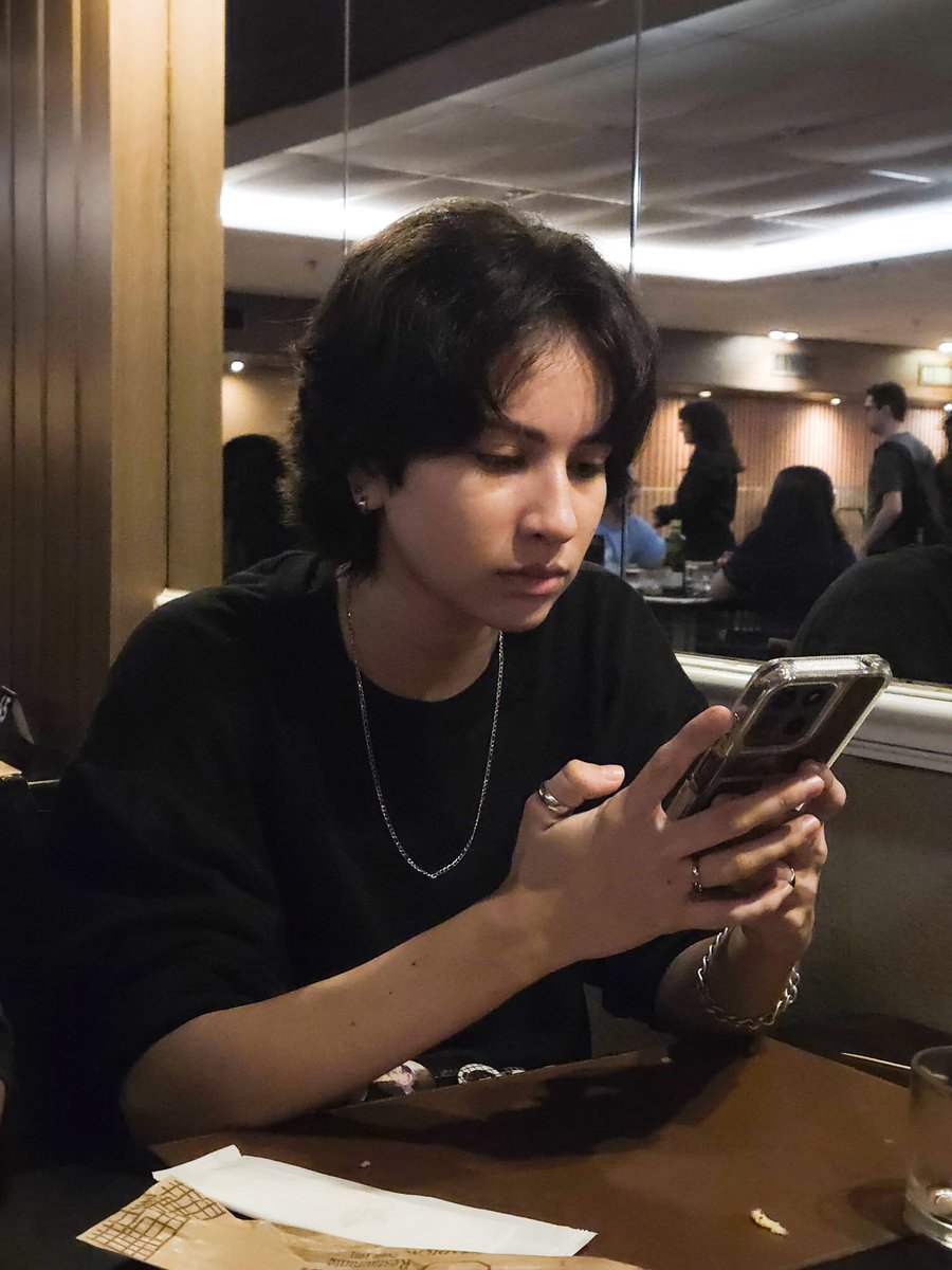 bathory maldito calça quadrada tweet media